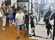 На знак солідарності з Україною
