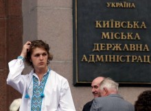 Між політиком і господарником