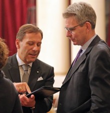 AMBASSADOR OF ITALY TO UKRAINE FABRIZIO ROMANO (ONE OF THE  INITIATORS OF A NEW FORUM, CALLED ITALIA FESTIVAL BAROCCO) AND THE EVENING’S GUEST, U.S. AMBASSADOR GEOFFREY R. PYATT (PICTURED RIGHT)