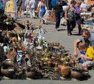 У пошуках скарбів (День Києва на Андріївському узвозі) / Галина Ярова. Фотосезони "Дня"  